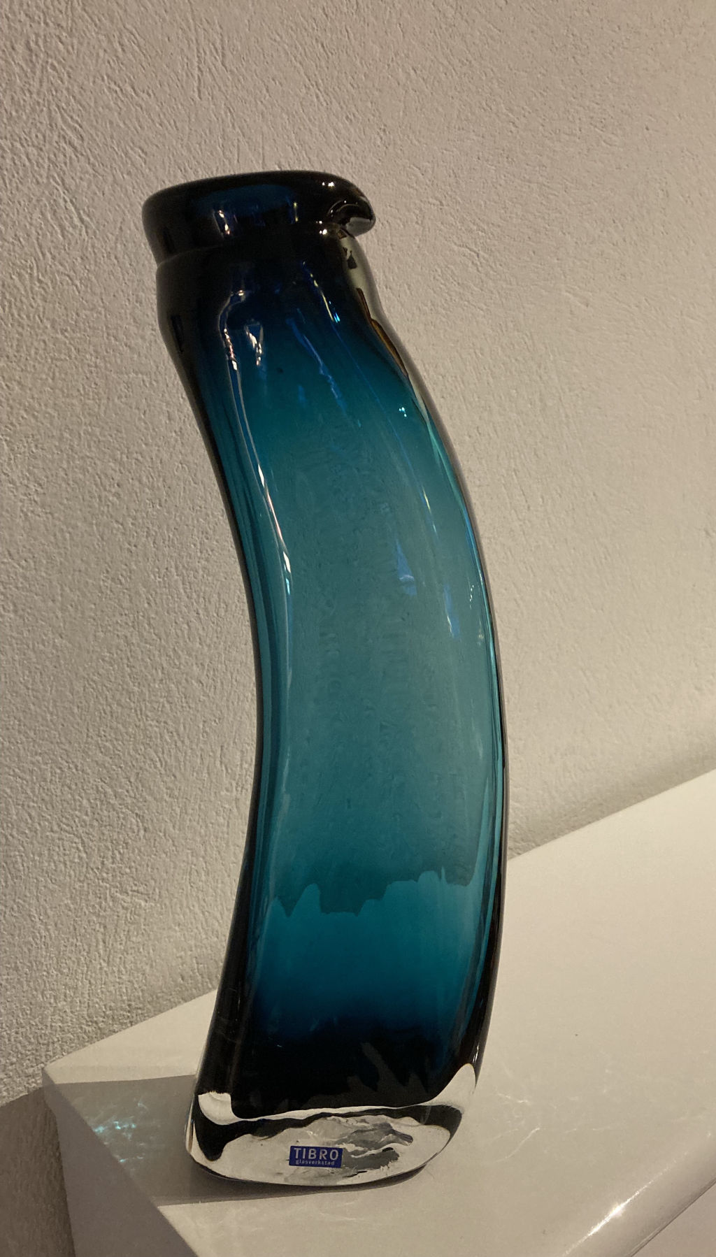 'Glasvas', ett konstverk av Tibro glasverkstad