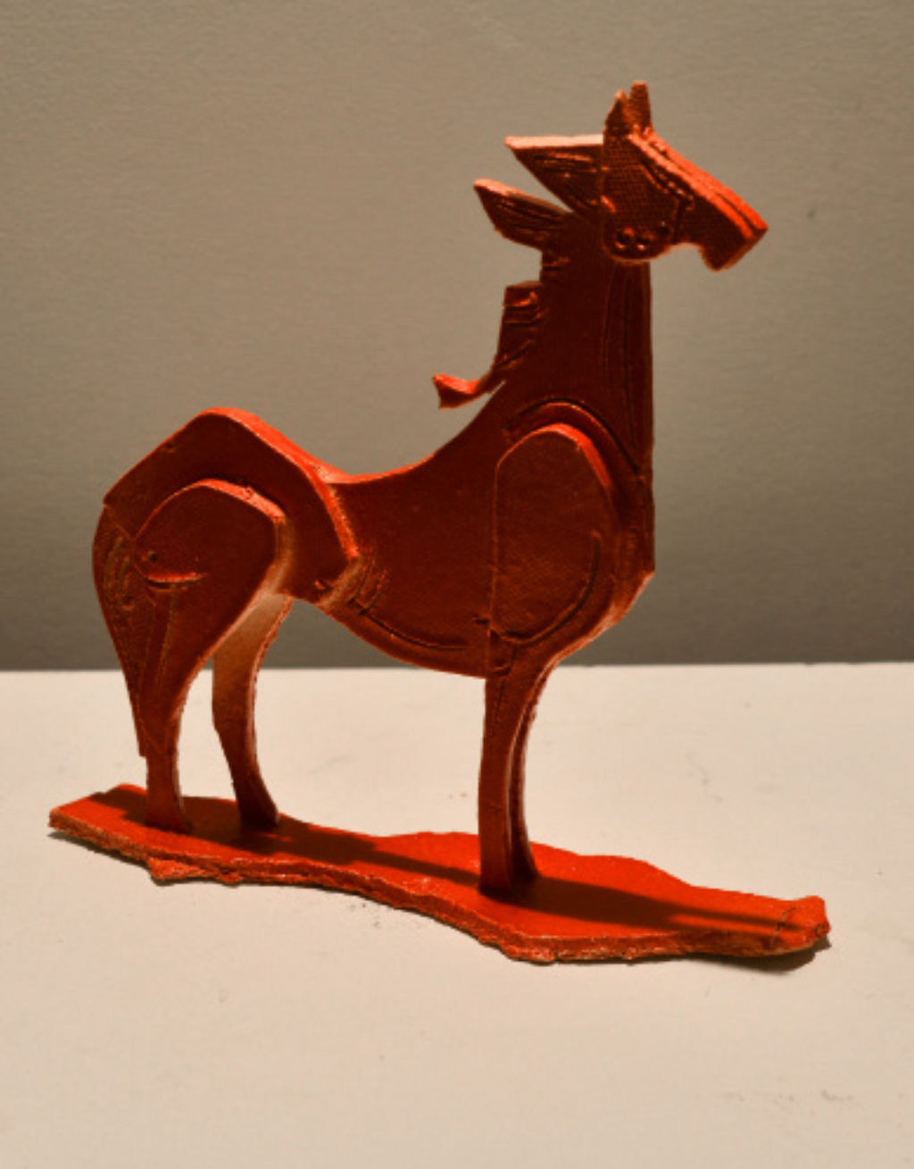 'Röd häst', ett konstverk av Zhang Shifei