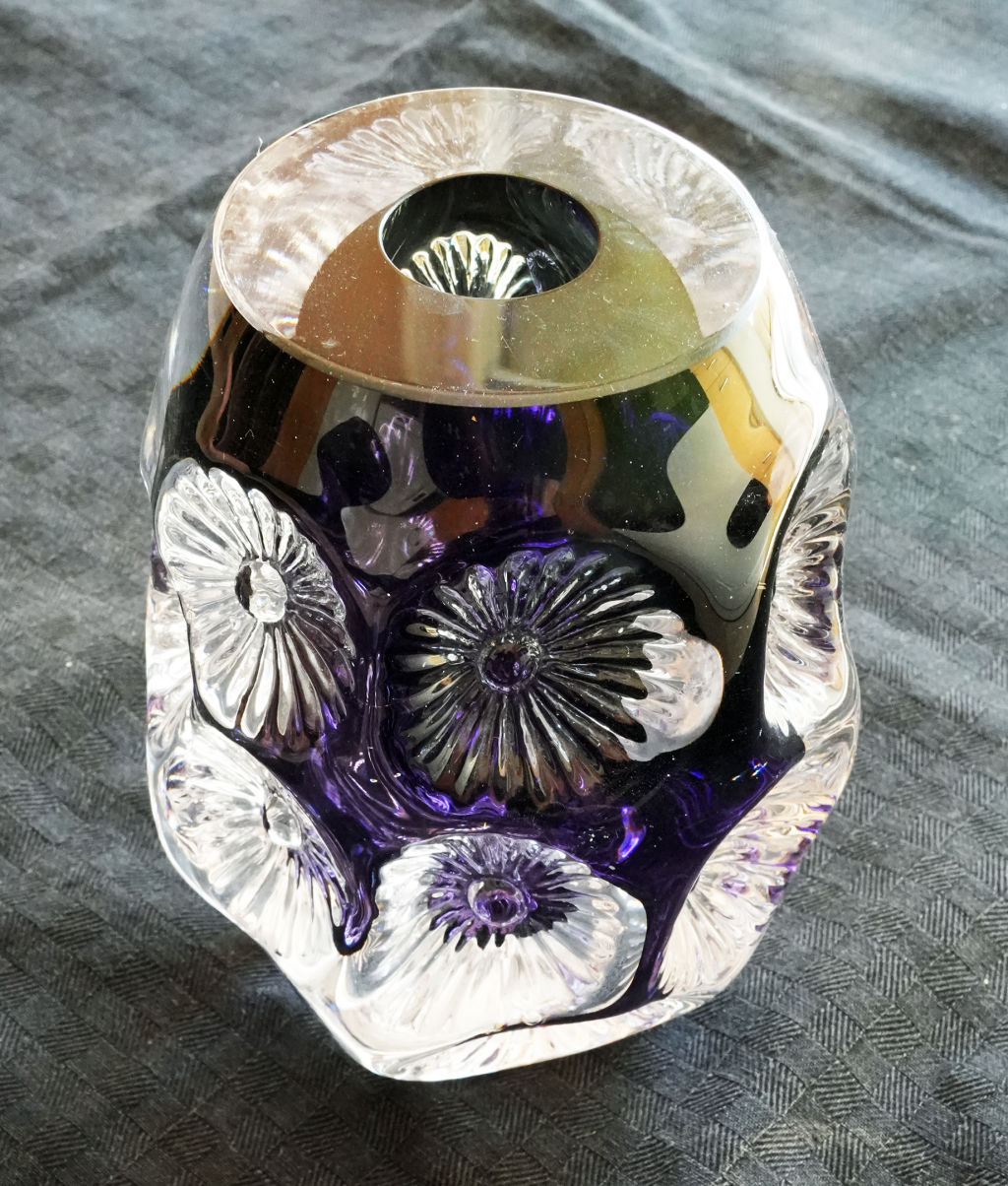 'Maskrosfrö', ett konstverk av Elna Melusine Jolom