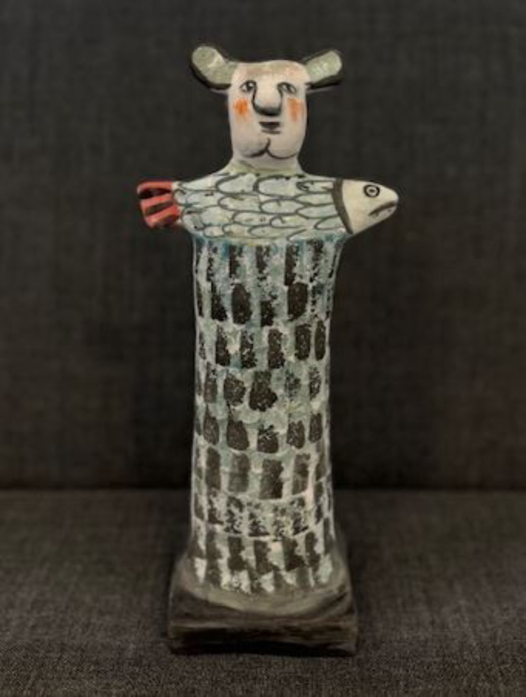 'Skulptur i fajans', ett konstverk av Marie-Louise von Schewen