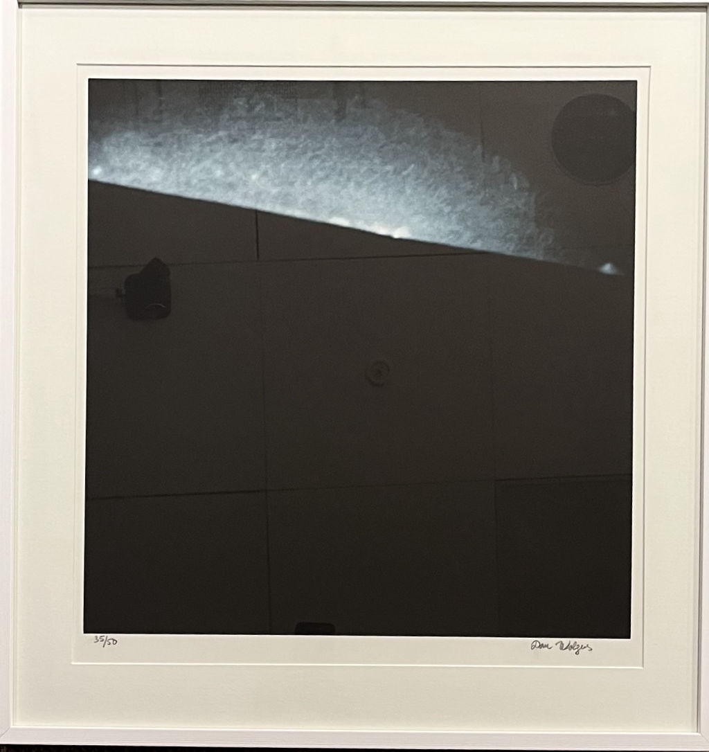 '17. Mörk', ett konstverk av Dan Wolgers