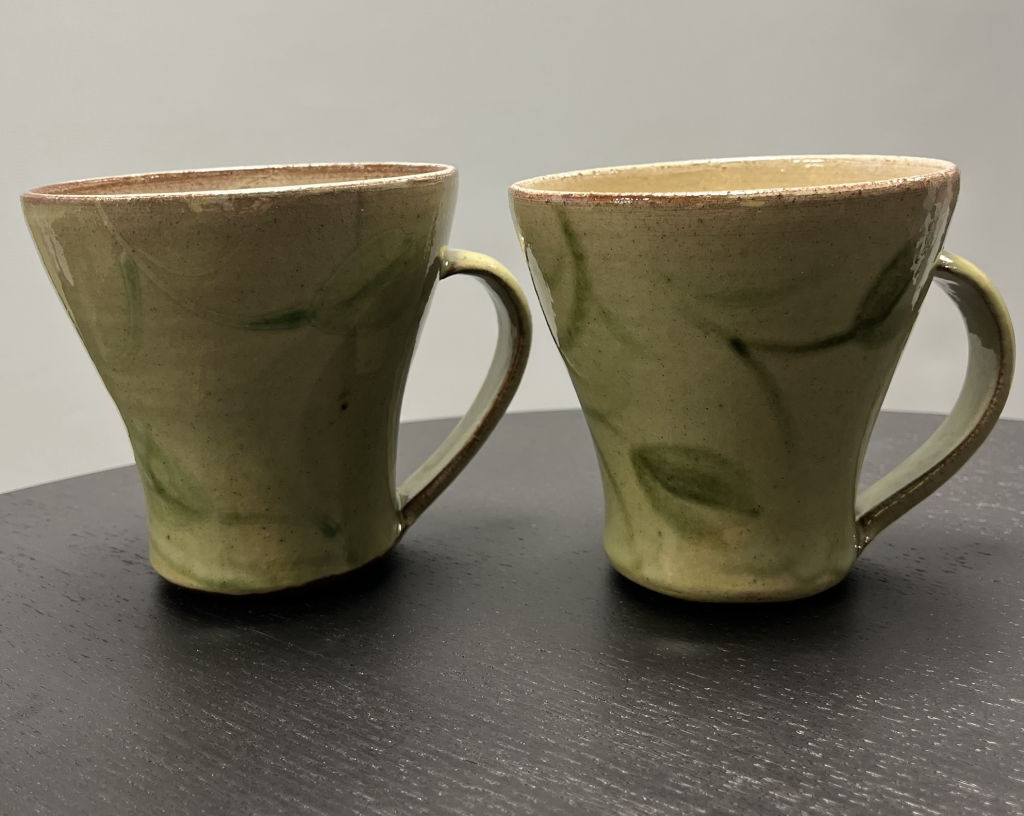 '16. Tekoppar', ett konstverk av Karin Nyström